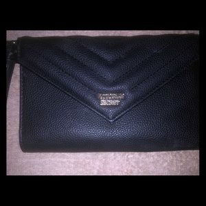 VICTORIA SECRET WALLET W/CELL PHONE POCKET